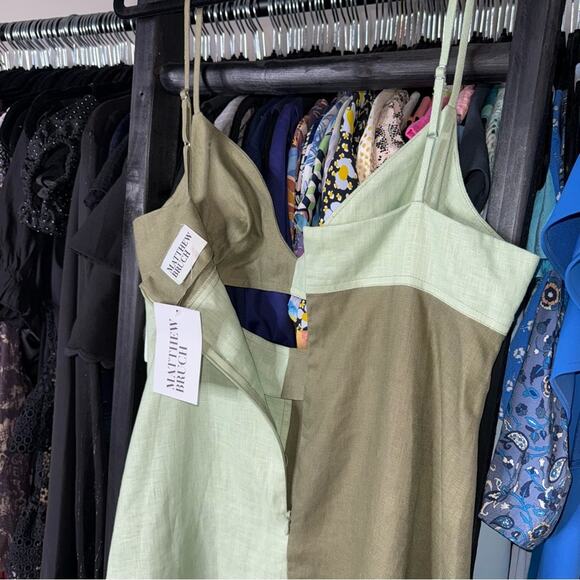 MATTHEW BRUCH Kimmie Colorblock Mini Dress in Sage and Army - Picture 13 of 13